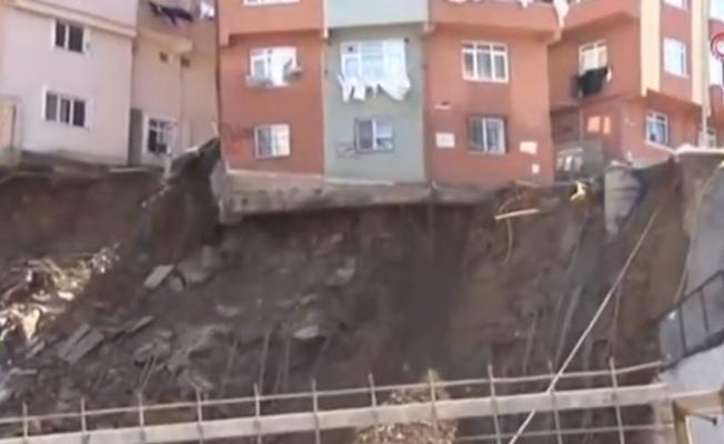 İstanbul Kağıthane’de Canlı Yayın Sırasında Bir Bina Çöktü