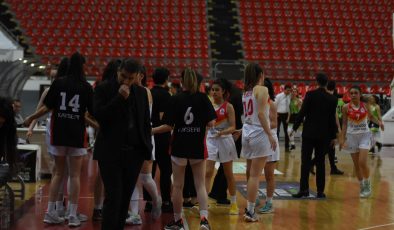 Kayseri Basketbol gençleri Galatasaray deplasmanında