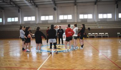 Kayseri Basketbol U18 takımı Türkiye Finalleri yolcusu