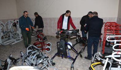 Meram Belediyesi, Yardım Malzemelerinin Dağıtımına Devam Ediyor