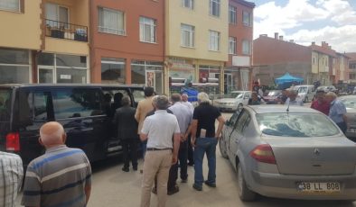 Milletvekili Çetin Arık trafik kazası geçirdi
