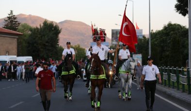 Türkiye Yüzyılının Kahramanları Demokrasi Yürüyüşü