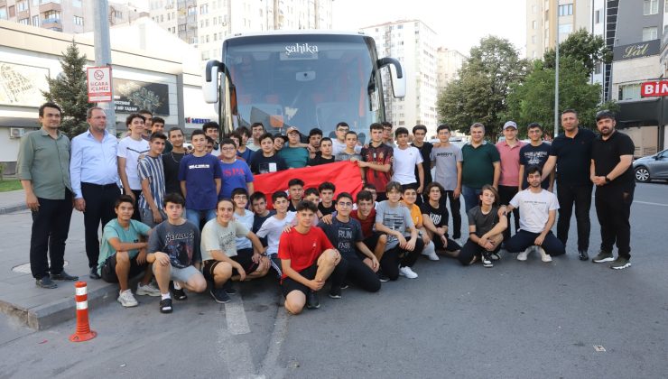 Büyükşehir Belediyesi, öğrencilere Çanakkale Gezisi düzenledi