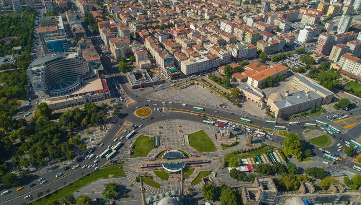 Kayseri’de 8 siyasi parti büyükşehir için adayını açıkladı