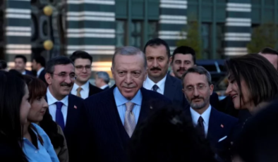 Cumhurbaşkanı Erdoğan’dan öğretmenlere atama müjdesi