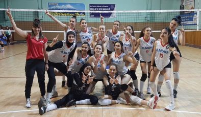 KVK Yıldız Kız takımı yarıfinaller için Mersin’e gitti