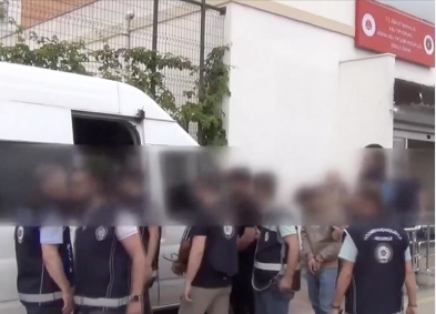 “Kalkan-21” Operasyonunda 12 Göçmen Kaçakçılığı Organizatörü Tutuklandı